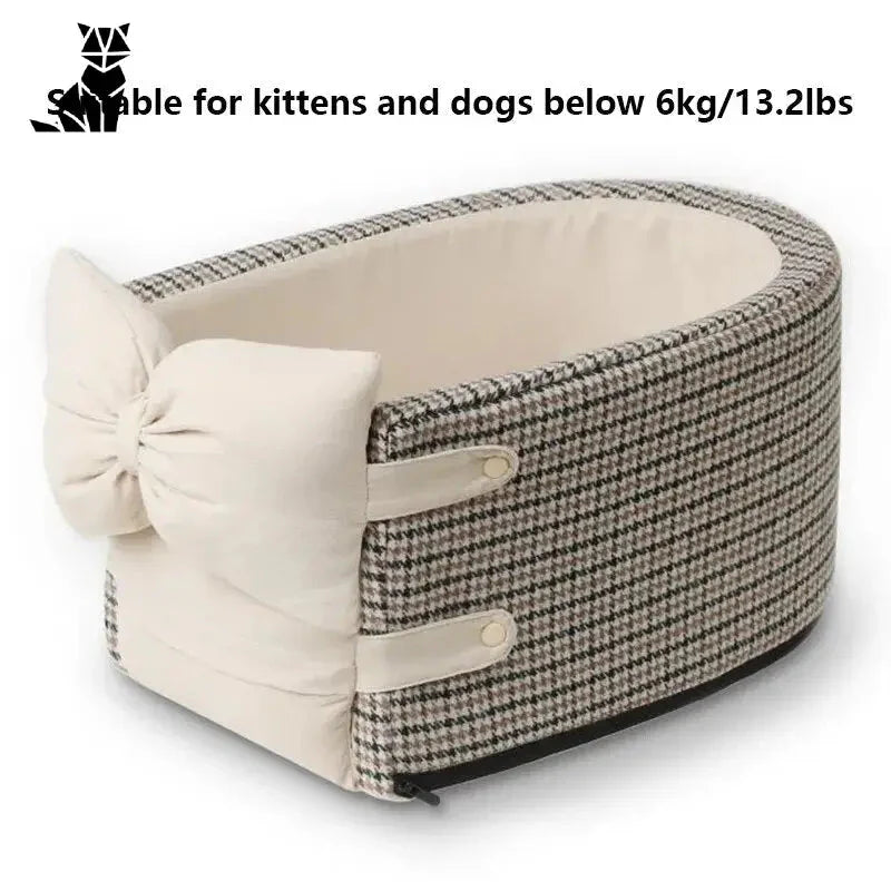 Siège auto Ultimate Comfort pour chiens avec un lit élégant pour chien avec un nœud
